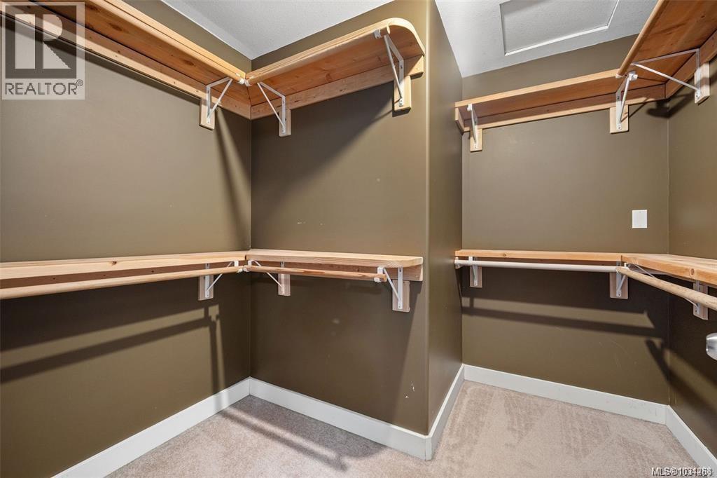 1890 Pierce Way - 27
