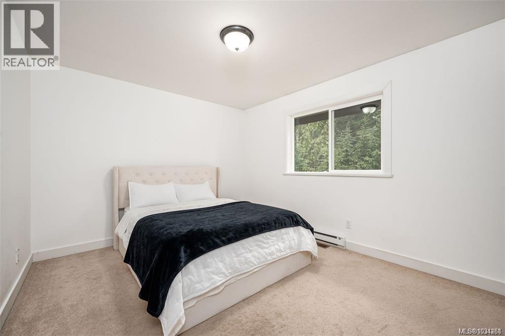 1890 Pierce Way - 28
