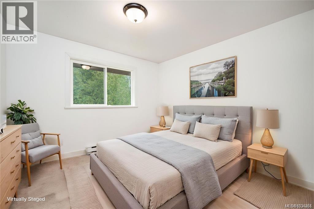 1890 Pierce Way - 30