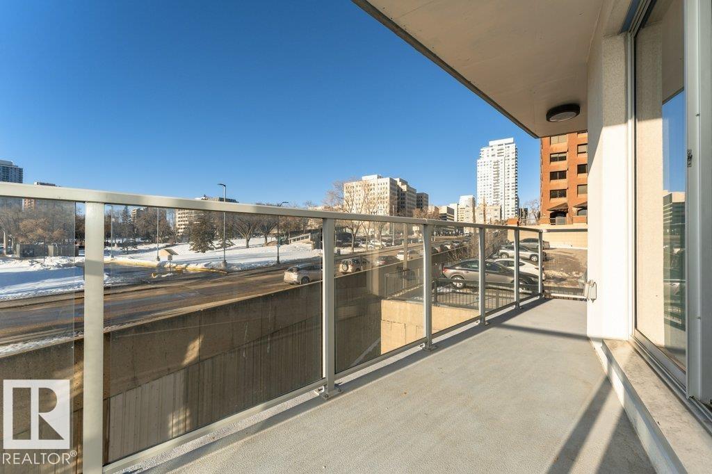 #601 9720 106 ST NW - 34