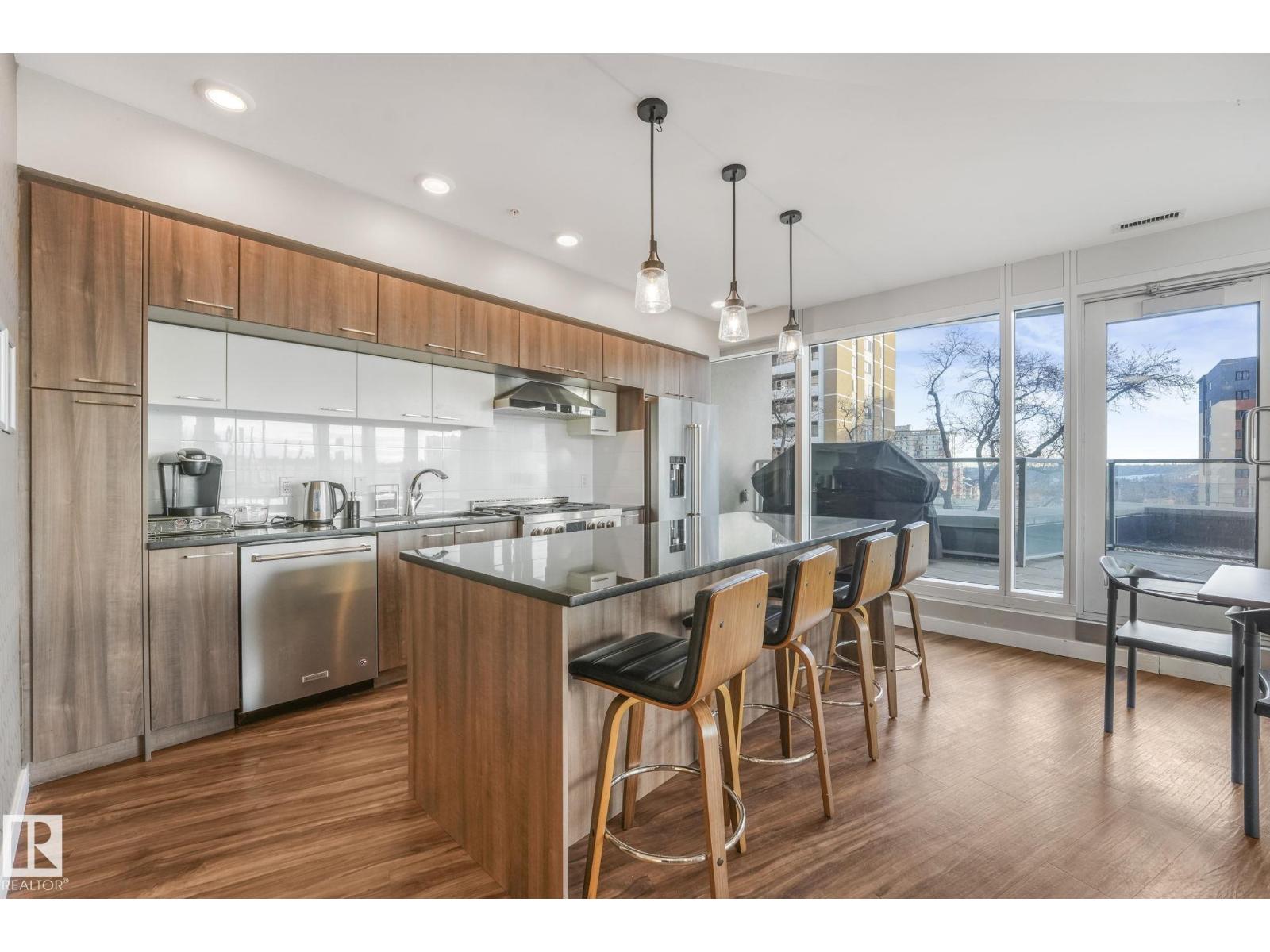 #601 9720 106 ST NW - 41