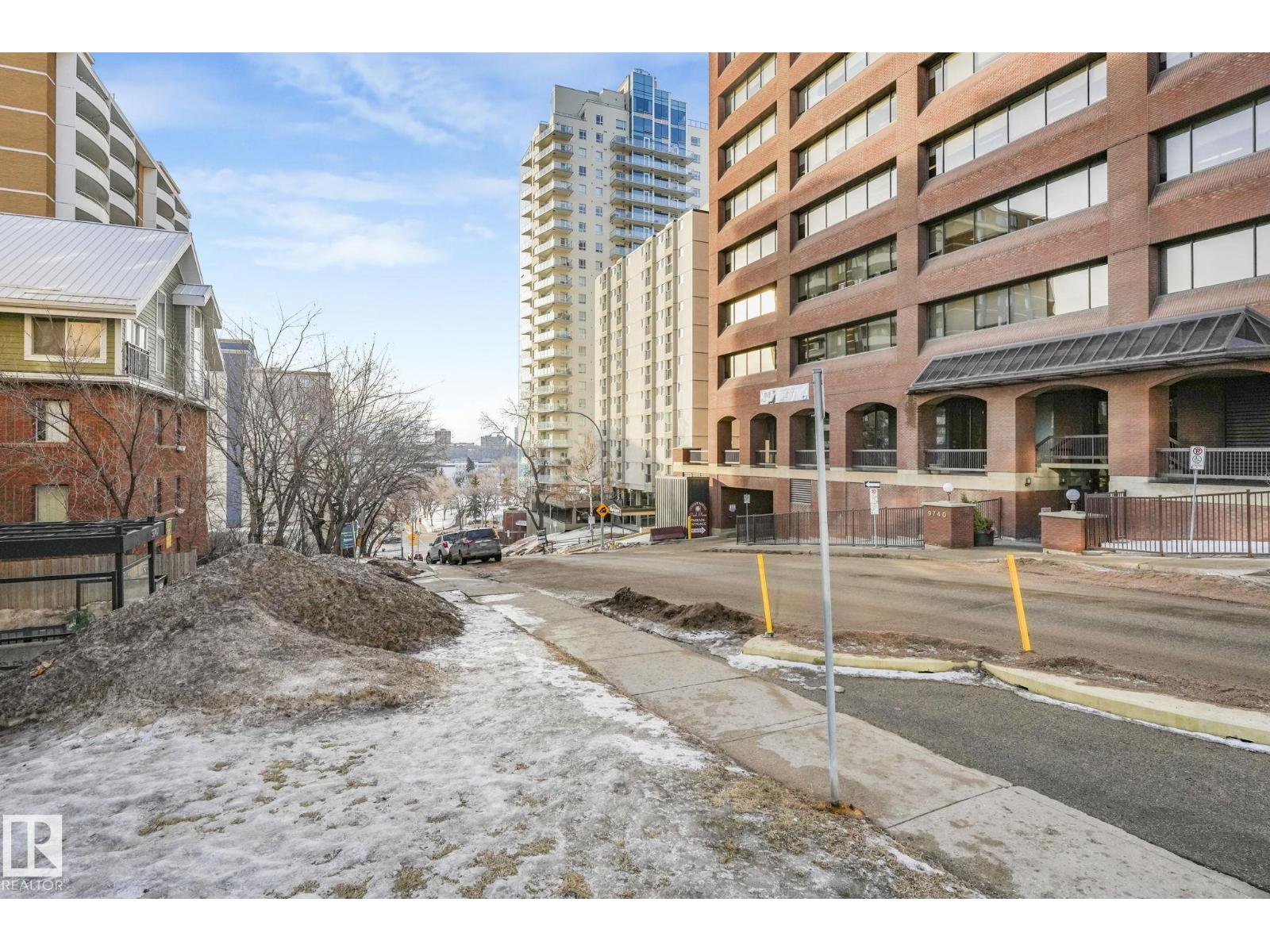 #601 9720 106 ST NW - 58