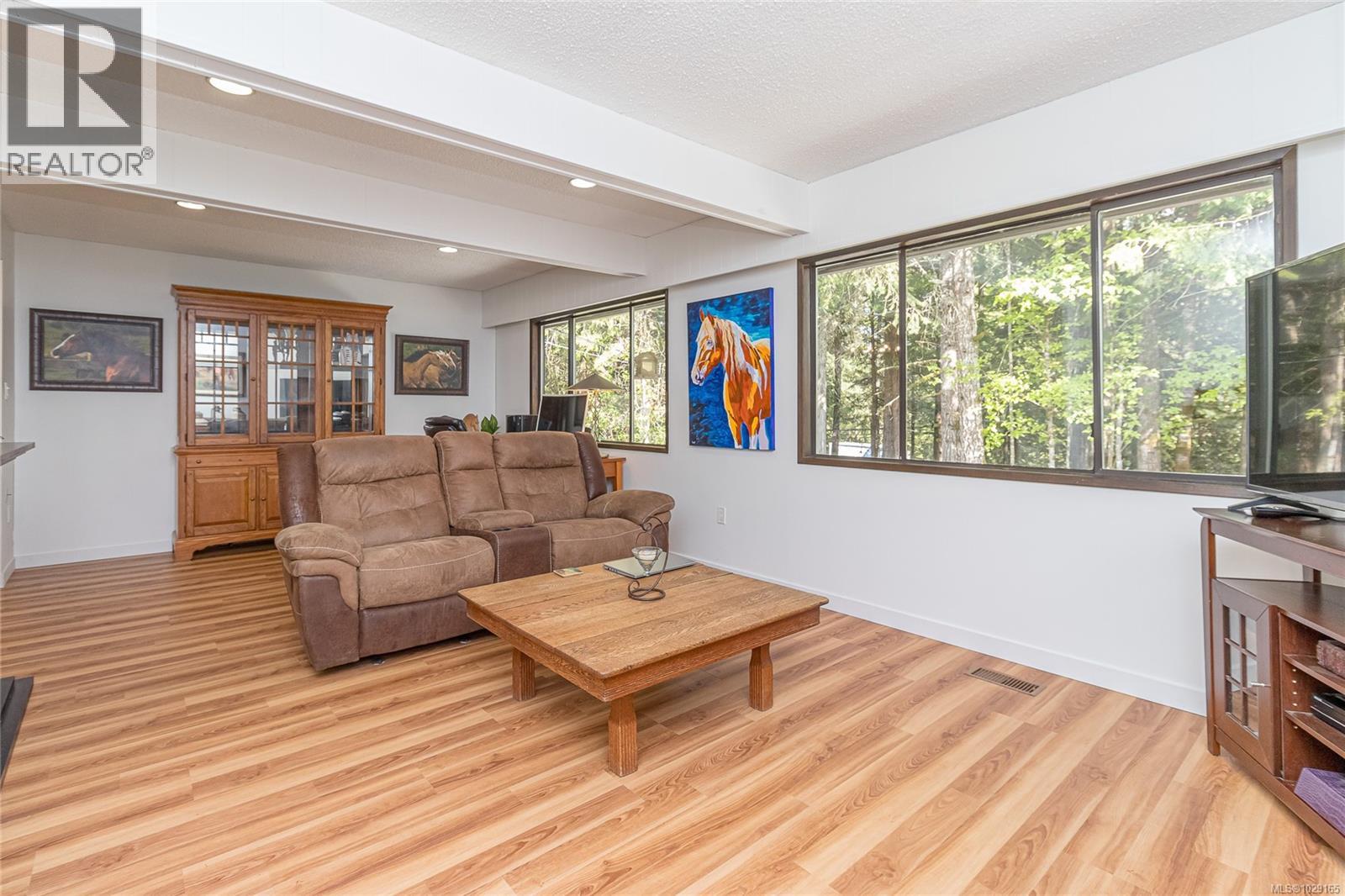 4838 Cowichan Lake Rd - 11