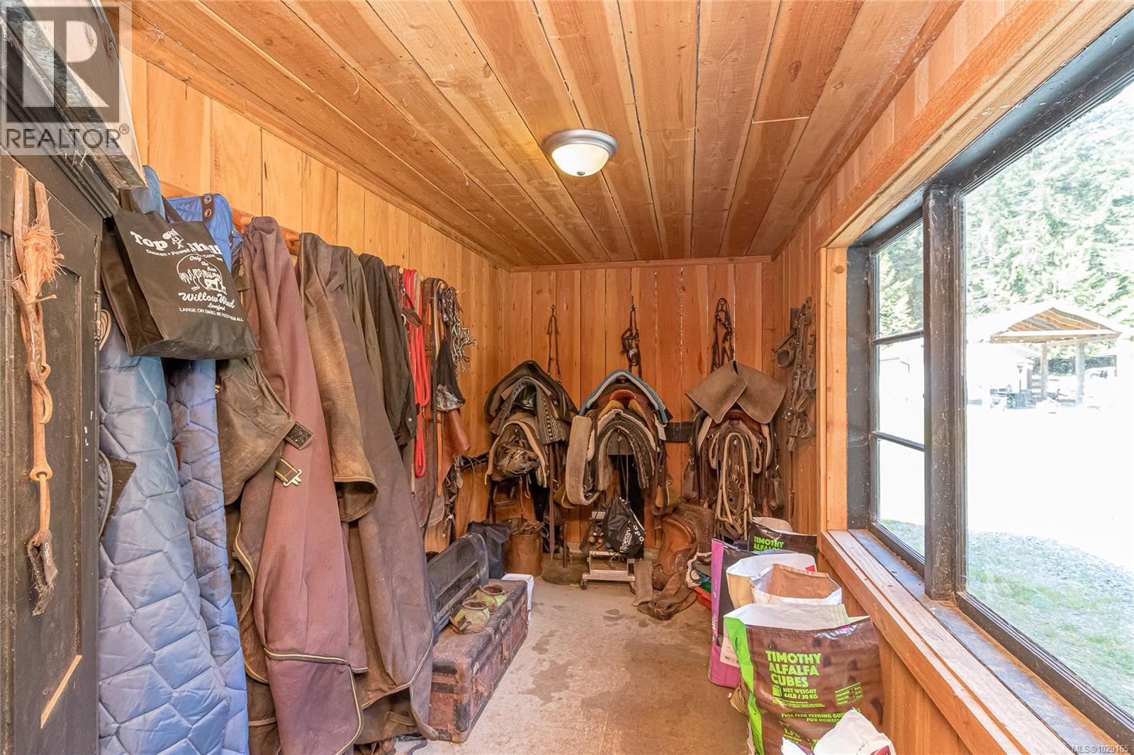 4838 Cowichan Lake Rd - 38