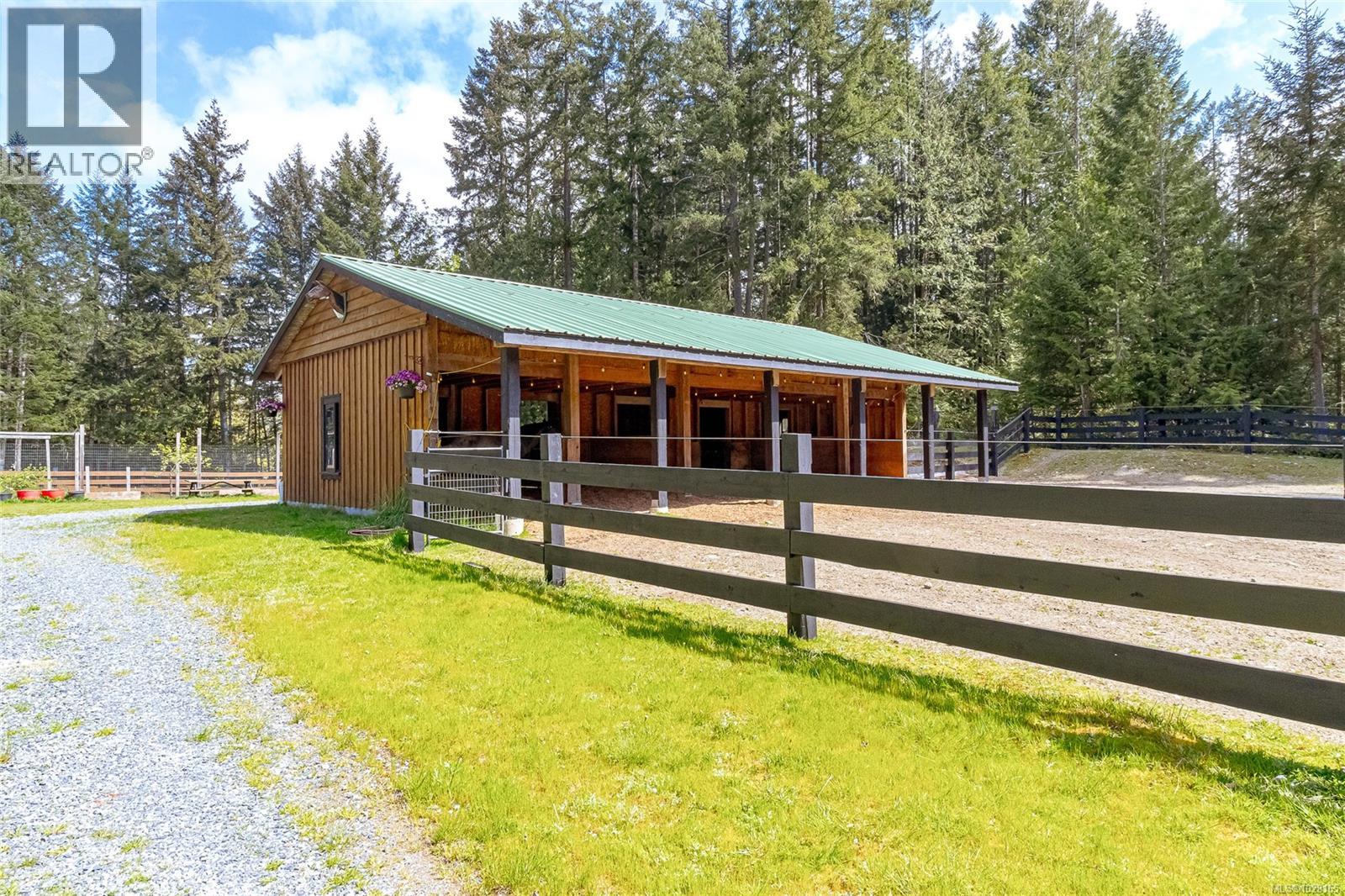 4838 Cowichan Lake Rd - 40