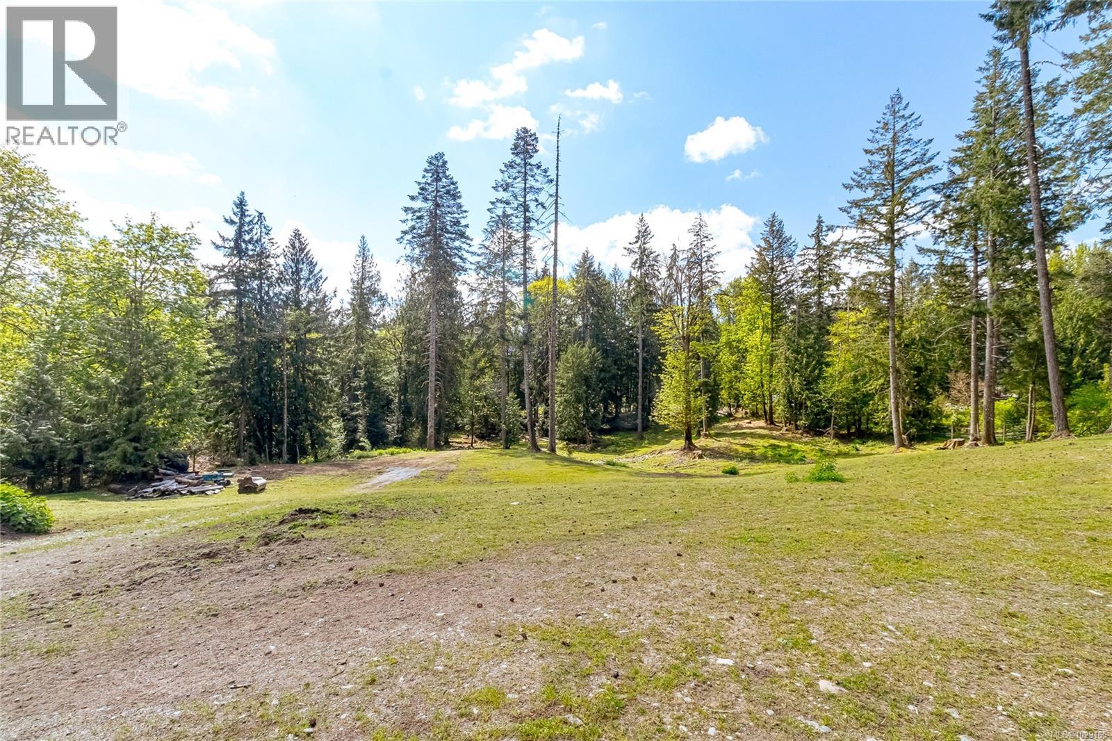 4838 Cowichan Lake Rd - 41