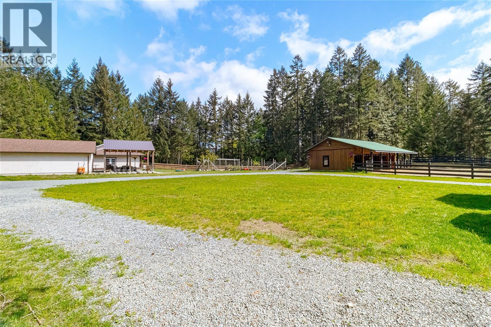 4838 Cowichan Lake Rd - 43
