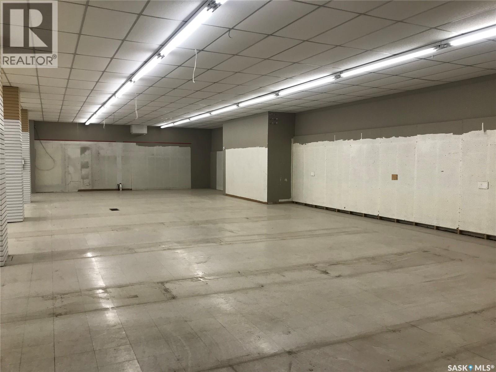 916 Central AVENUE — photo 10