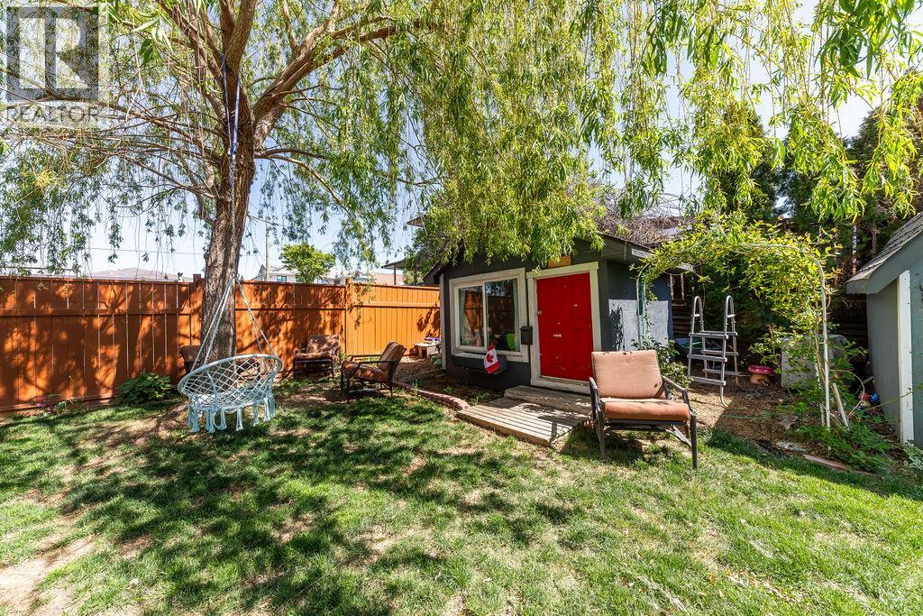 631 CAMBRIDGE Crescent - 7
