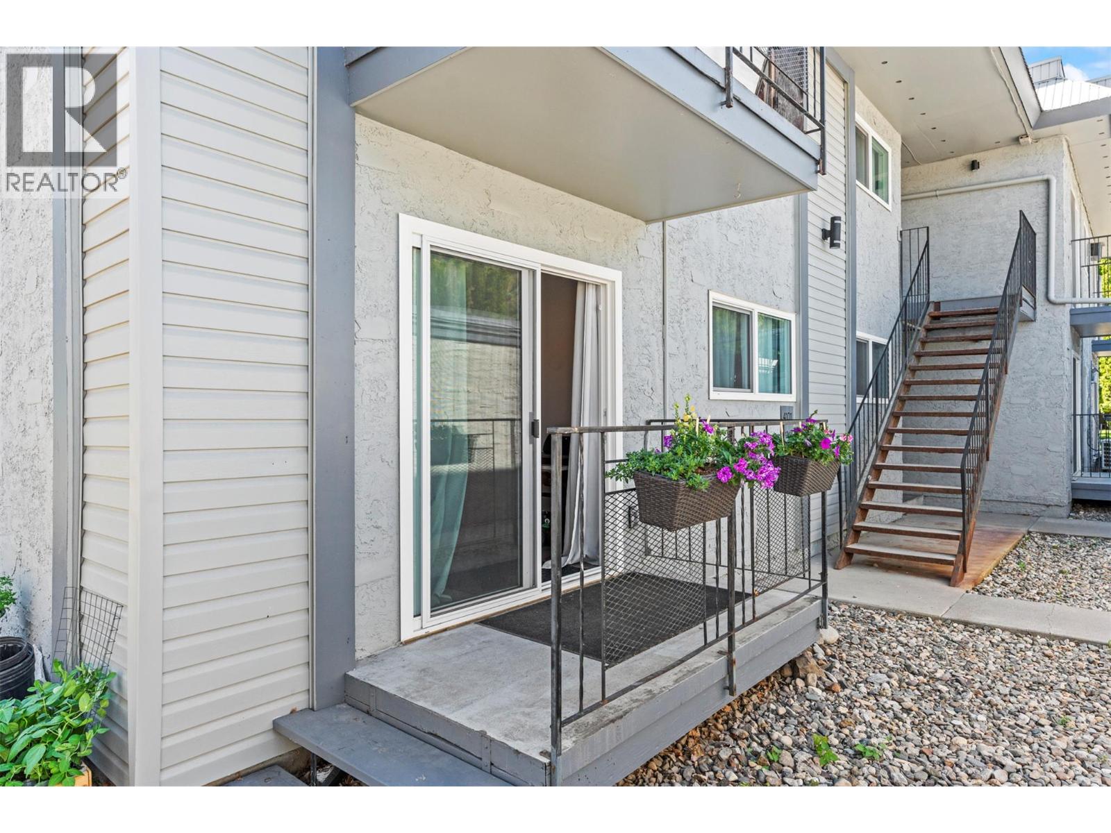 #103 4101 Alexis Park Drive - 22