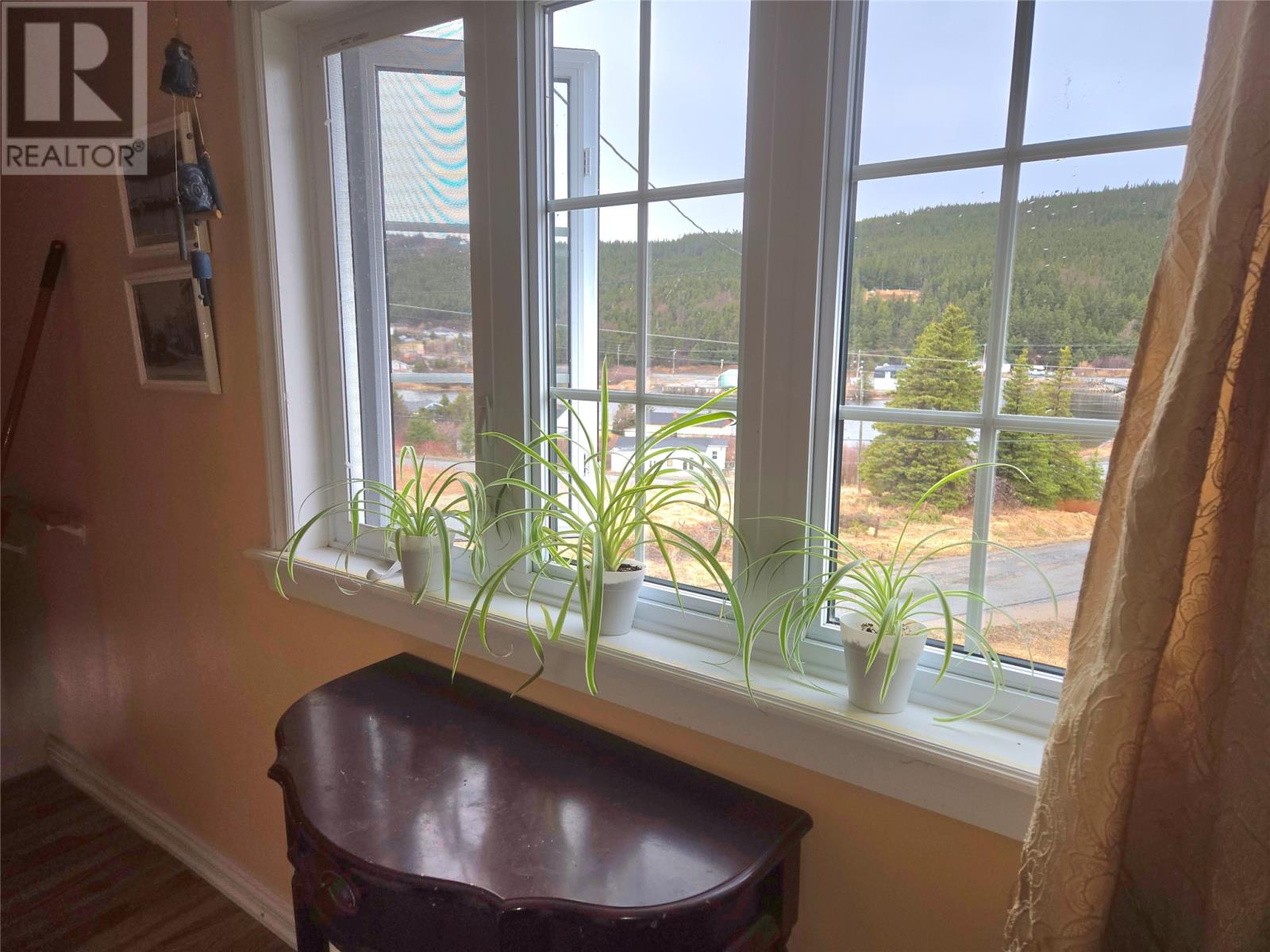 11 Southern Cove Road - 13
