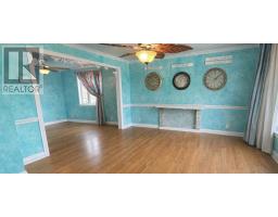 11 Southern Cove Road thumbnail 16