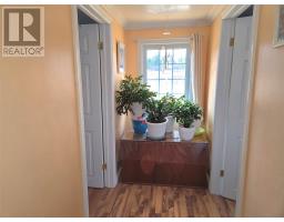 11 Southern Cove Road thumbnail 25