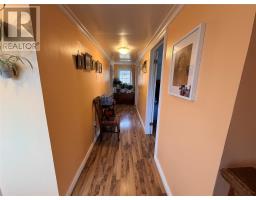 11 Southern Cove Road thumbnail 23