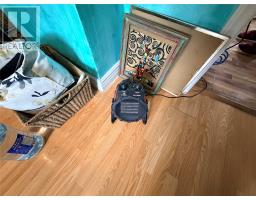 11 Southern Cove Road thumbnail 34