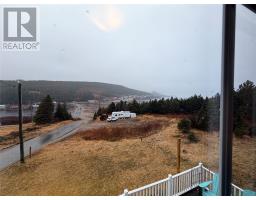 11 Southern Cove Road thumbnail 38