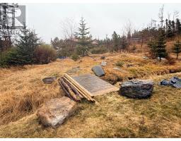 11 Southern Cove Road thumbnail 42