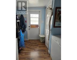 11 Southern Cove Road thumbnail 6
