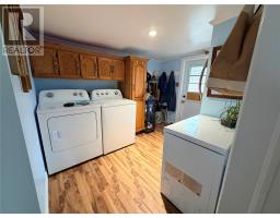 11 Southern Cove Road thumbnail 5