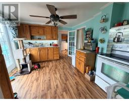 11 Southern Cove Road thumbnail 9