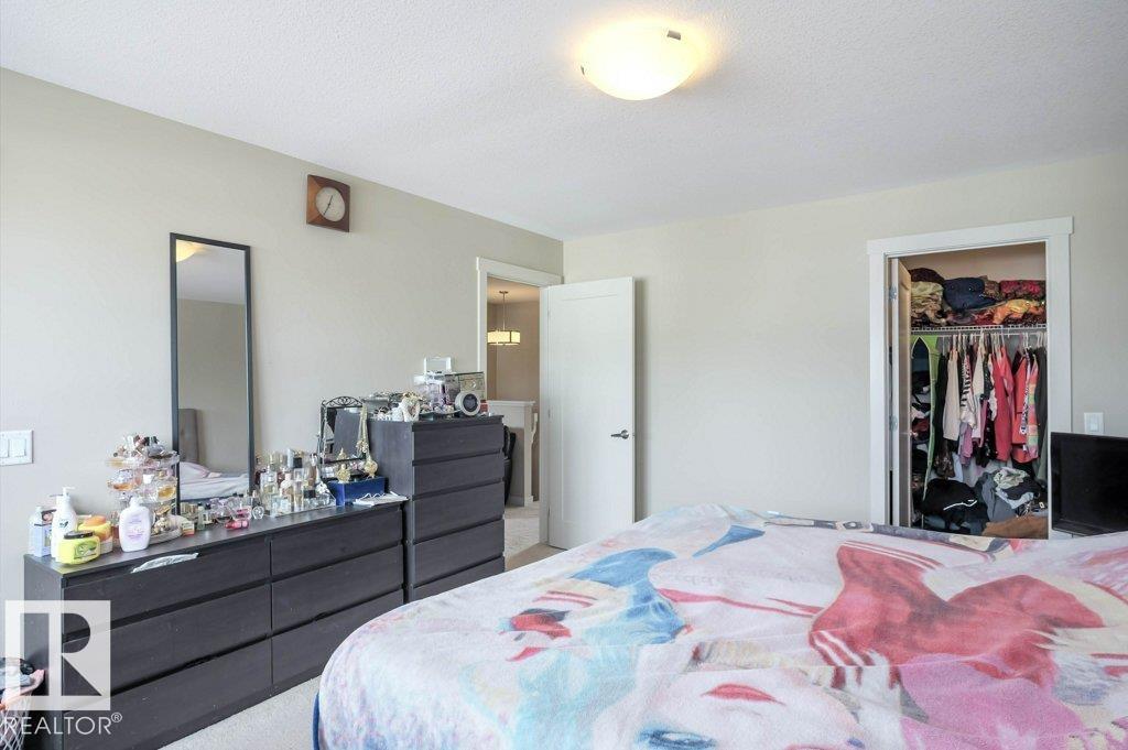 16619 14 AV SW - 19