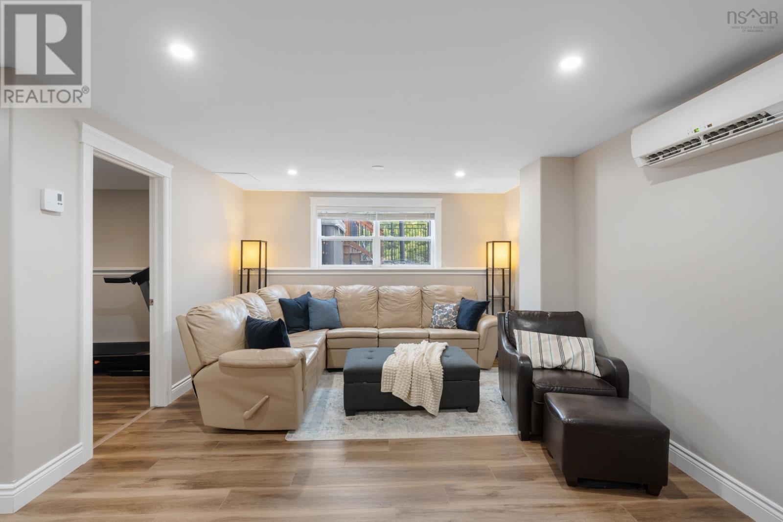 Property 37 of 47 of 1857 Acadia Drive