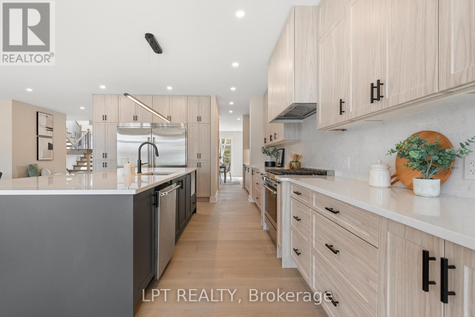 400 ASHBEE COURT - 10