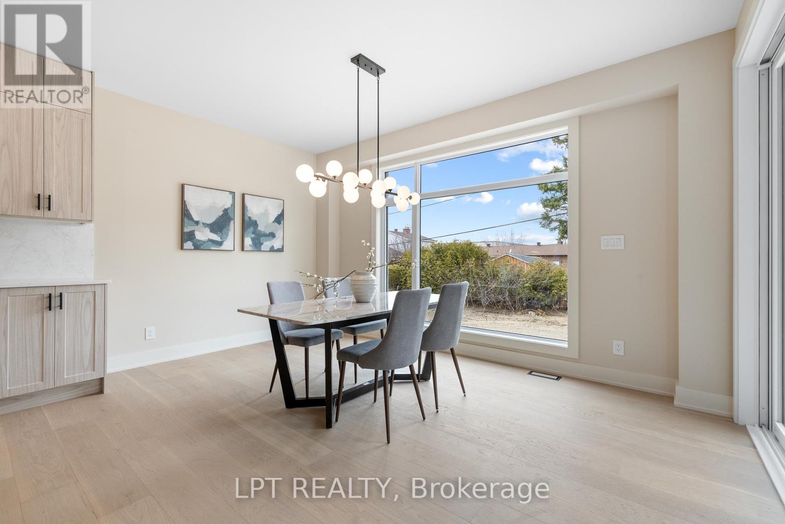 400 ASHBEE COURT - 14