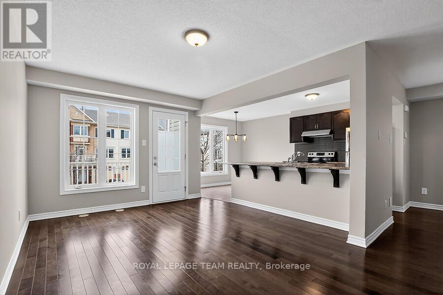 127 GRENADINE STREET - 13