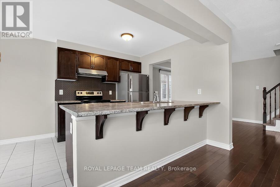 127 GRENADINE STREET - 16