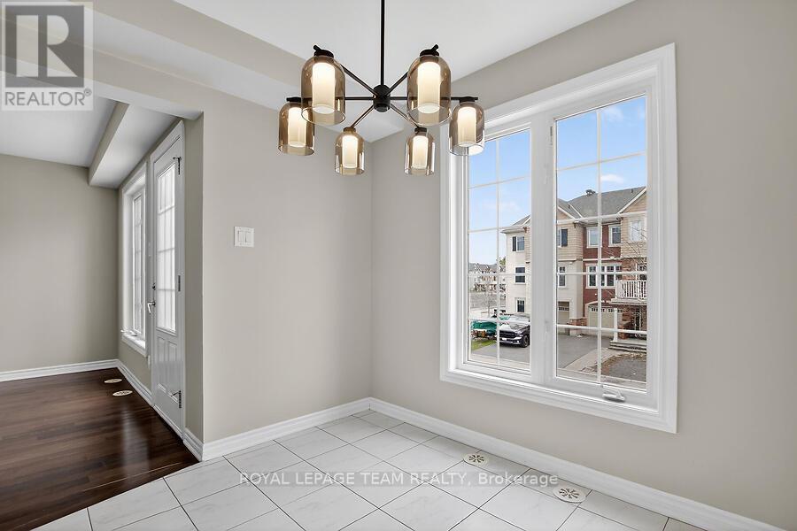 127 GRENADINE STREET - 18