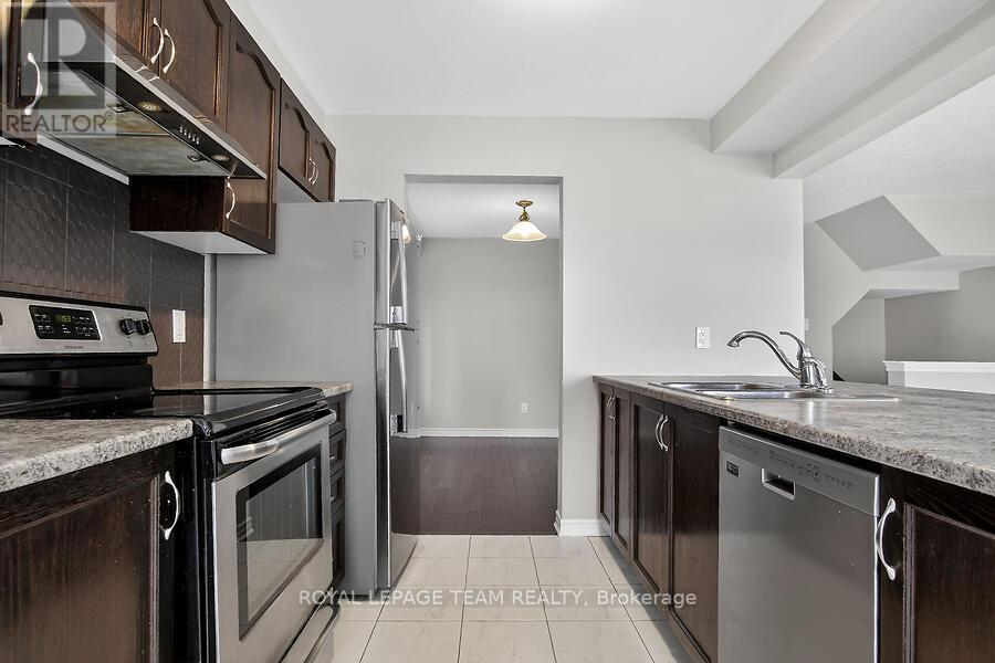 127 GRENADINE STREET - 20