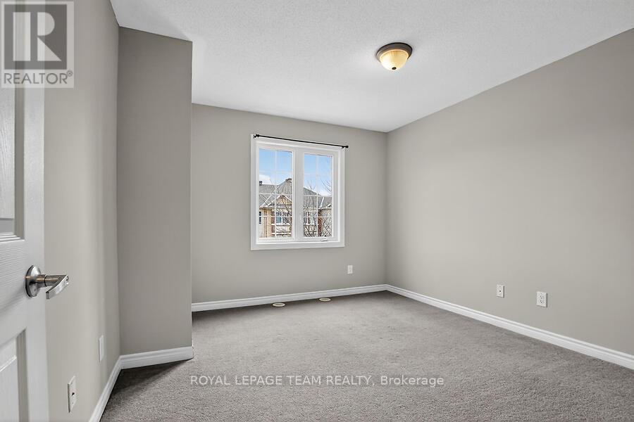 127 GRENADINE STREET - 22