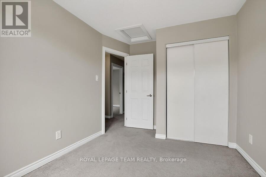 127 GRENADINE STREET - 27