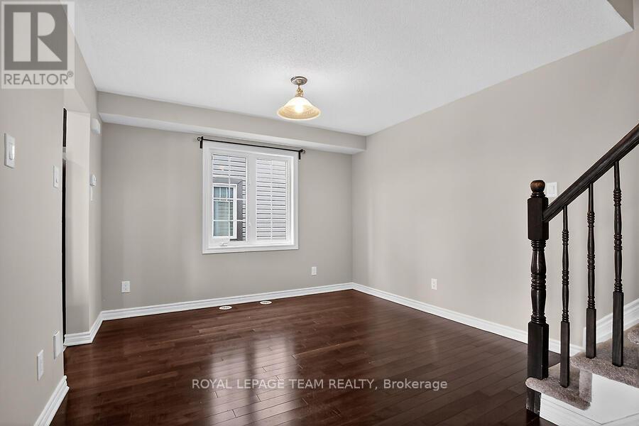 127 GRENADINE STREET - 7