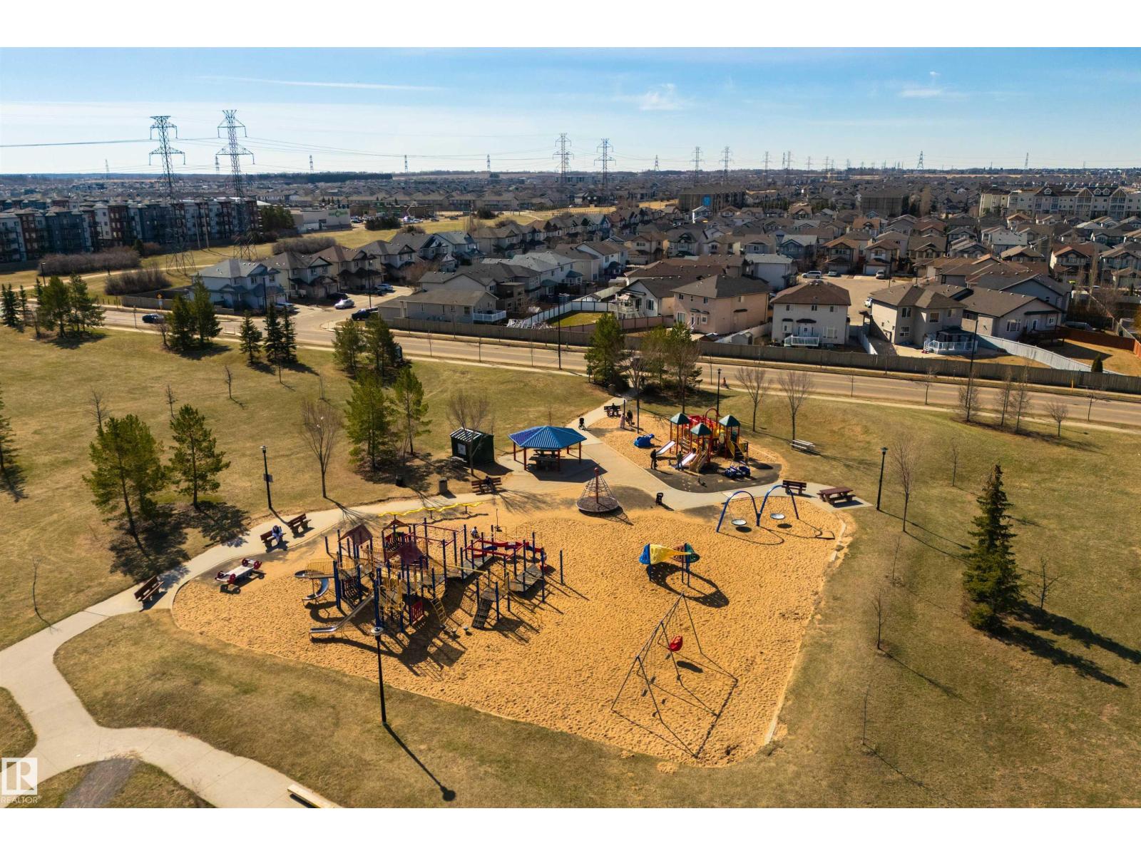 2923 30 ST NW, Edmonton
