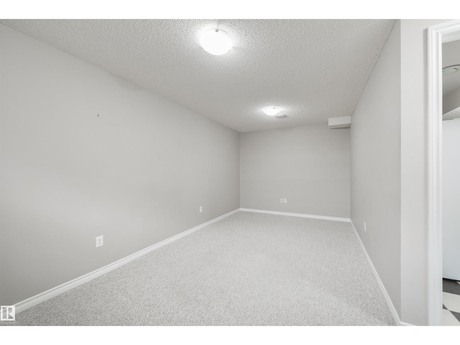2923 30 ST NW, Edmonton