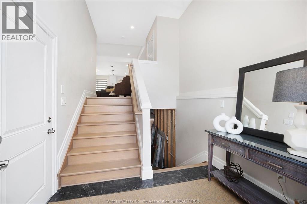 163 LANE STREET, Essex, Ontario, N8M0B3 — Photo 3