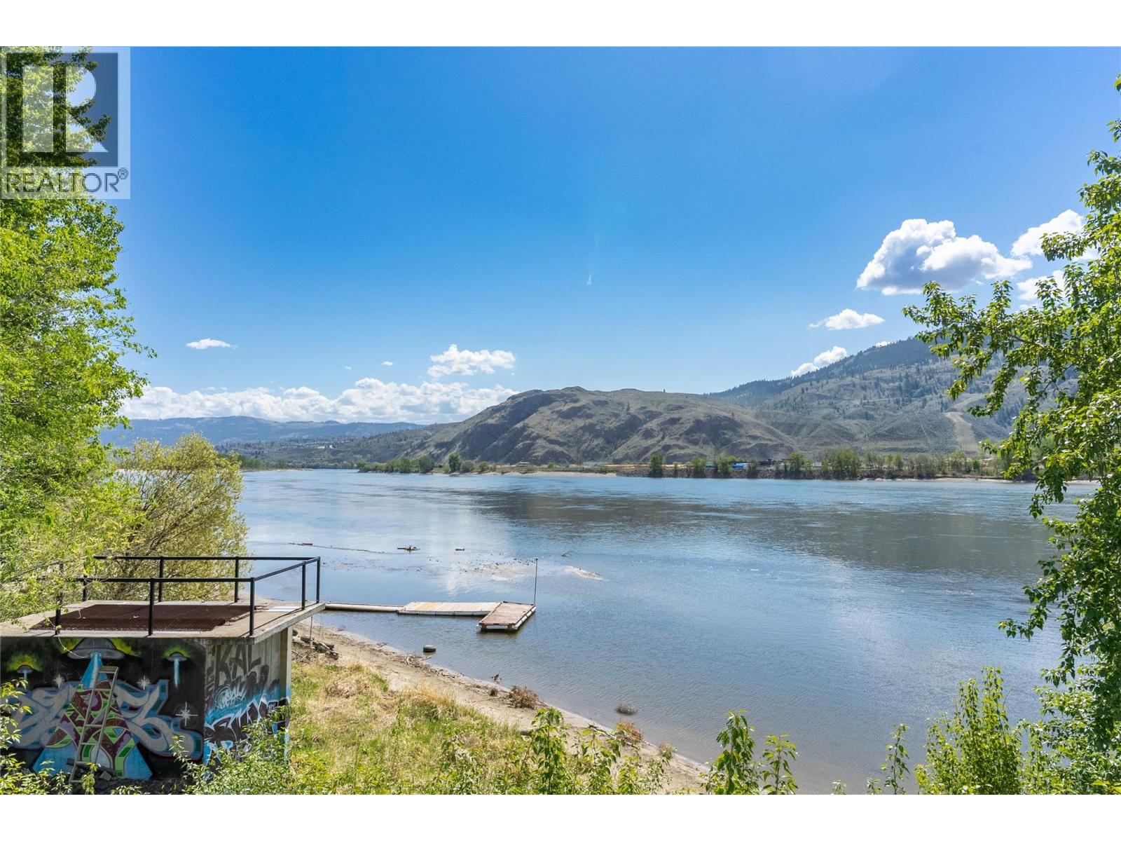 #421 755 MAYFAIR Street - 33