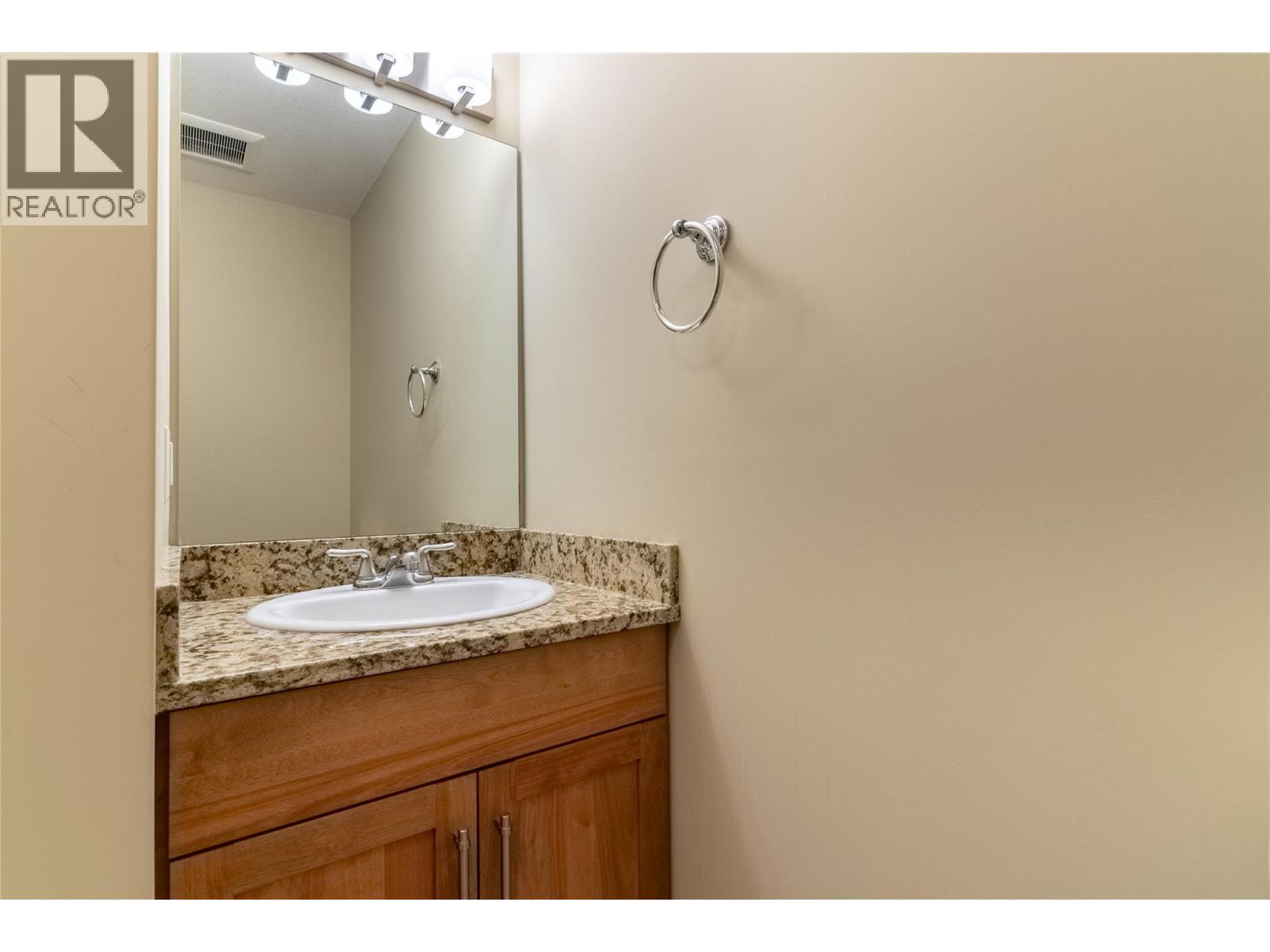 #421 755 MAYFAIR Street - 17