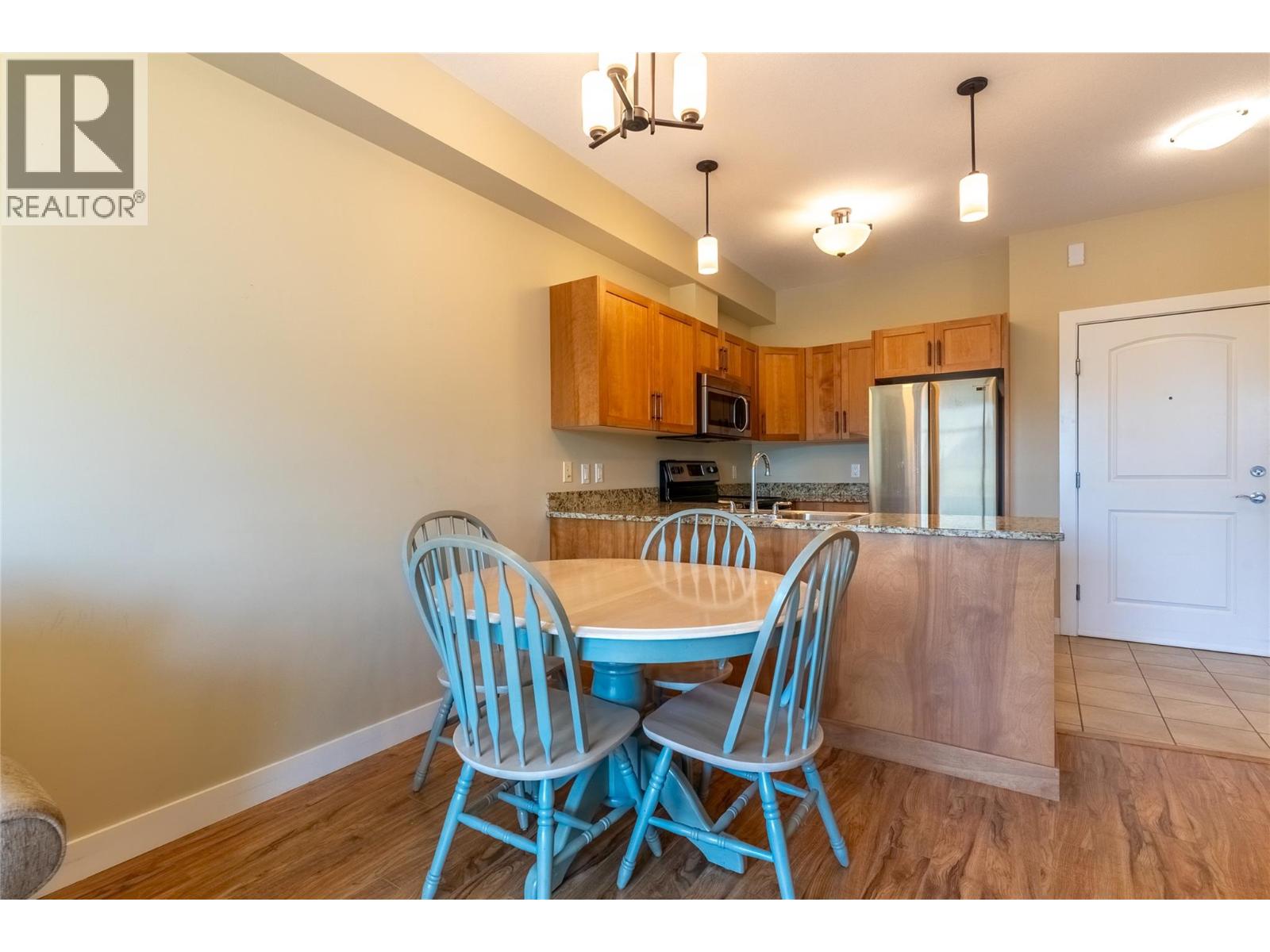 #421 755 MAYFAIR Street - 6