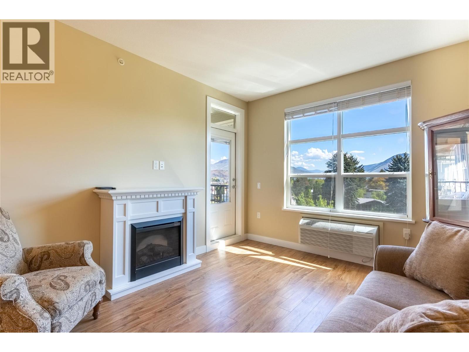 #421 755 MAYFAIR Street - 8