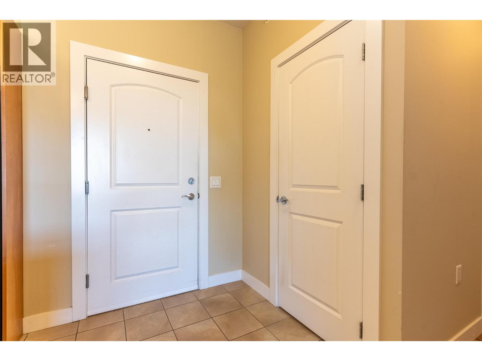 #421 755 MAYFAIR Street - Image 2