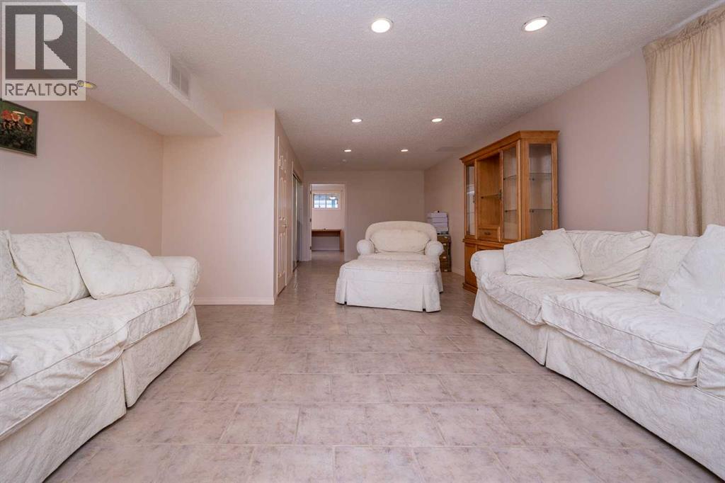 136 Hunterhorn Drive NE - 25