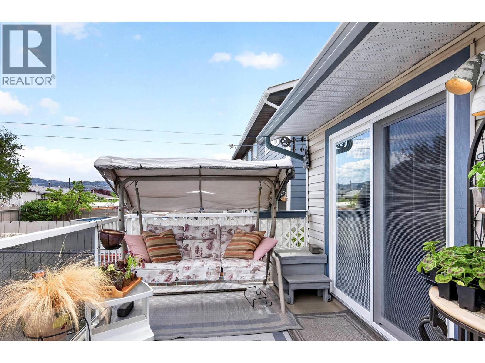 985 Nicolani Drive - 34