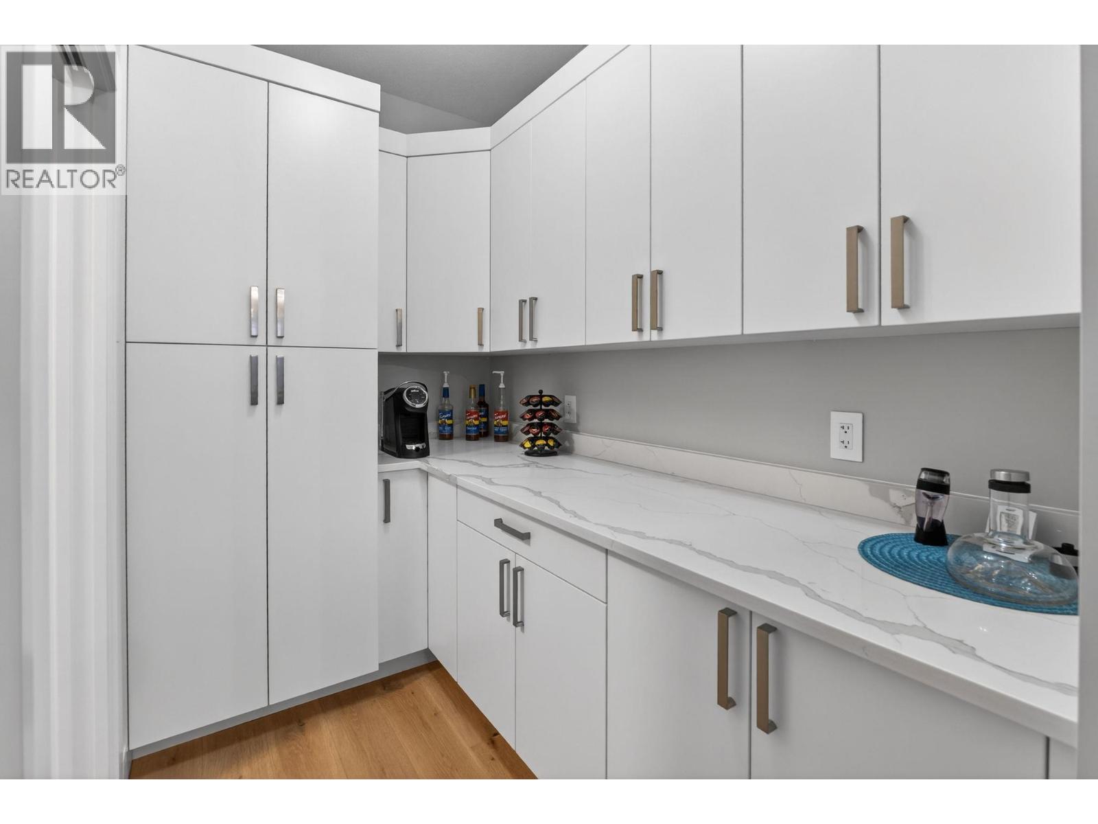 9882 Beacon Hill Drive, Lake Country