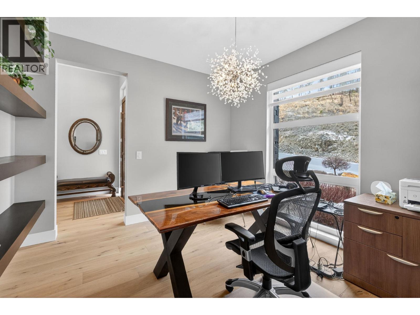 9882 Beacon Hill Drive, Lake Country