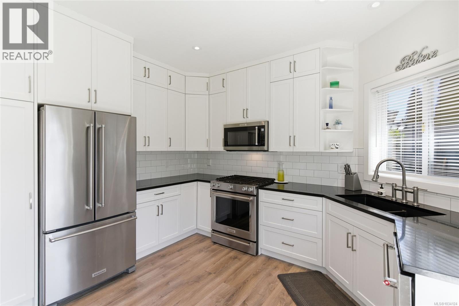 6153 Garside Rd - 14