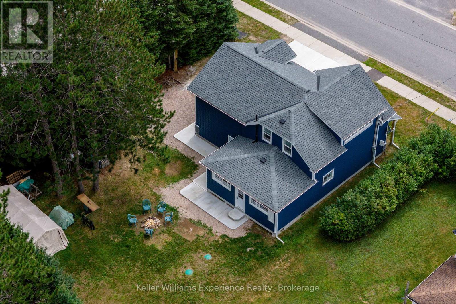 13 TORONTO AVENUE - 28