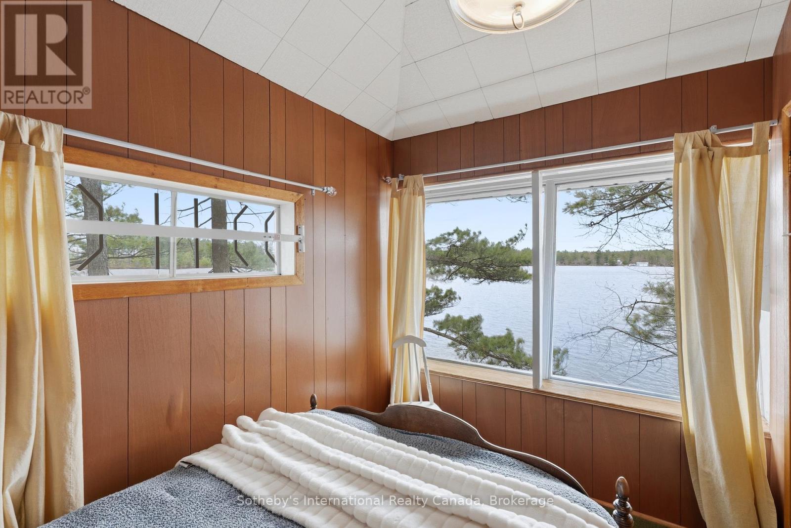 1 1KL - RETLAW ISLAND KAHSHE LAKE - 23